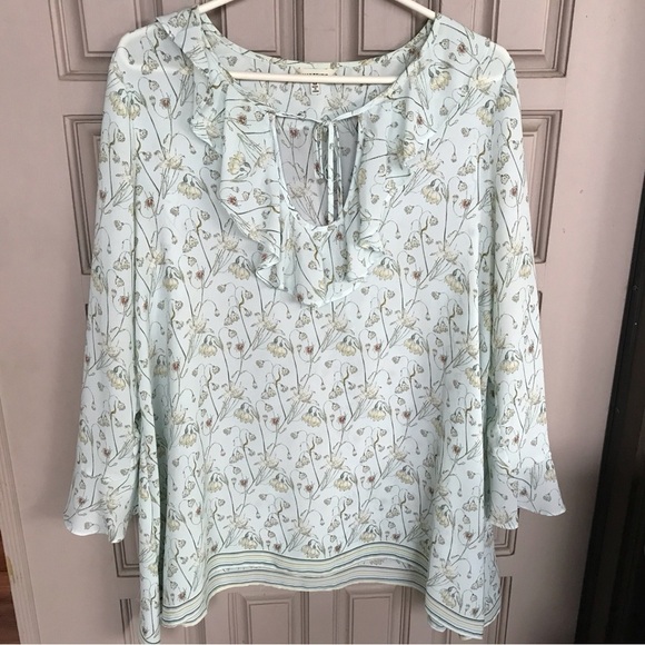 Max Studio Summer Blouse SzM Ruffle Front/Sleeve Crepe Very Pretty - Picture 1 of 8